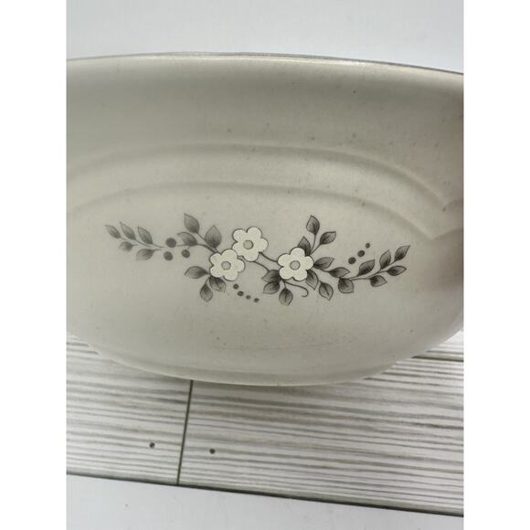 Pfaltzgraff Heirloom Gravy Server #436 Dove Grey Pitcher White Flowers - Picture 5 of 6